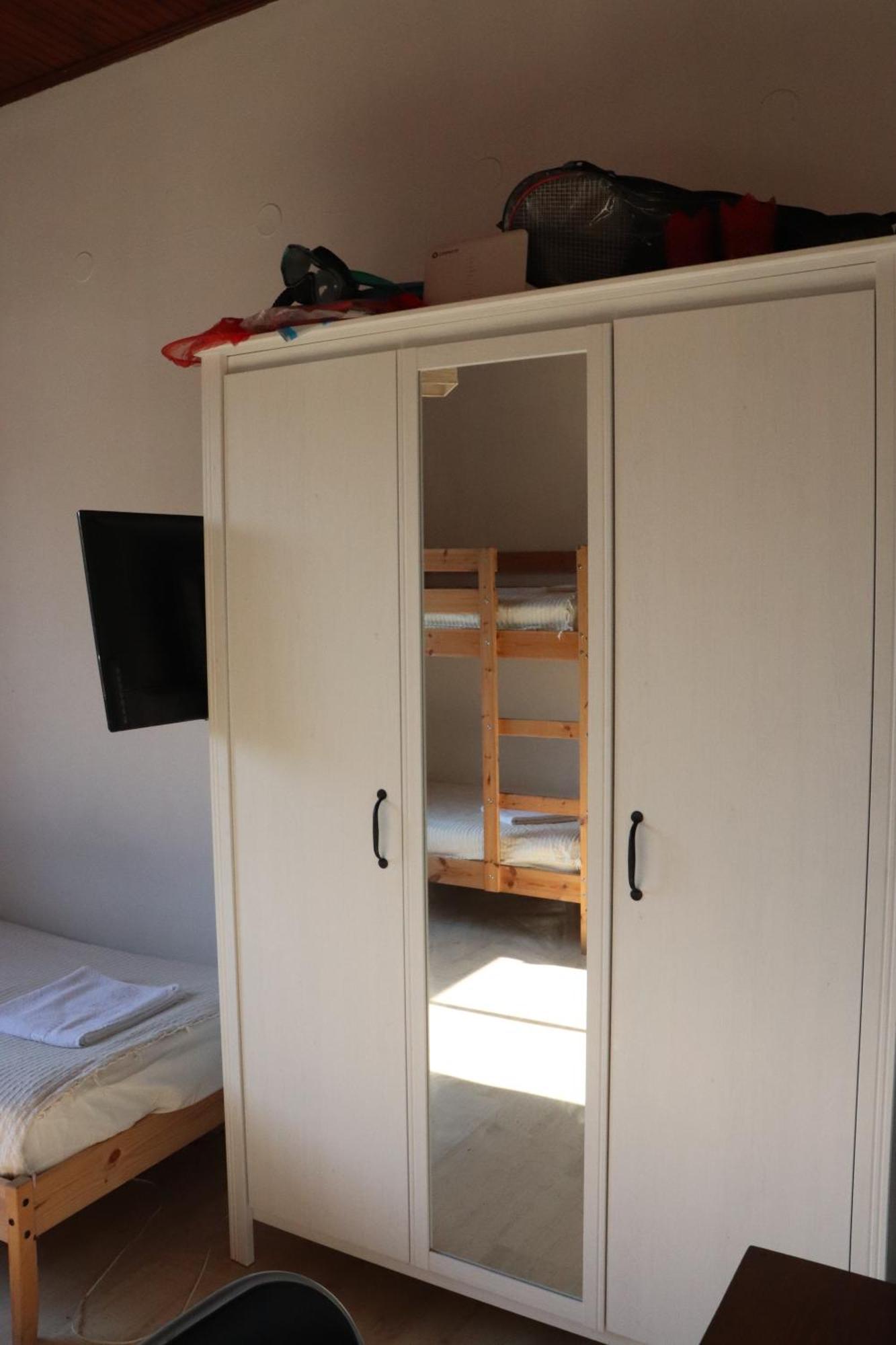 סידריון Beautiful Nearby Beach House With Garden, Private Pool And Large Yard מראה חיצוני תמונה
